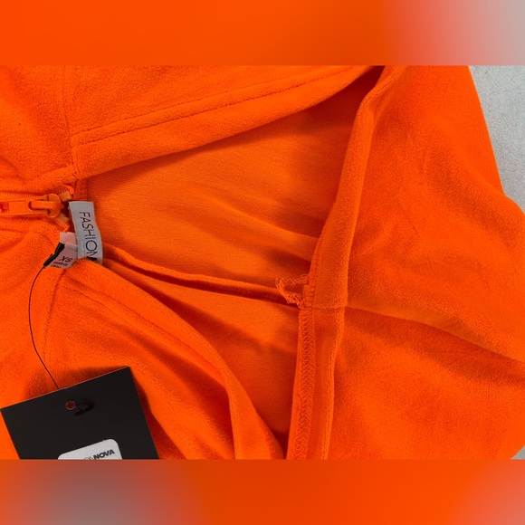 Fashion Nova “Make it Fashion Velour Jogger Set” in Orange XS - Picture 5 of 5